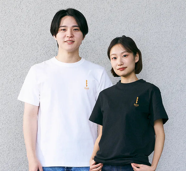 T-SHIRT / TOPS