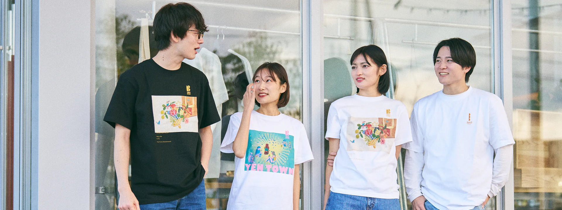 T-SHIRT / TOPS